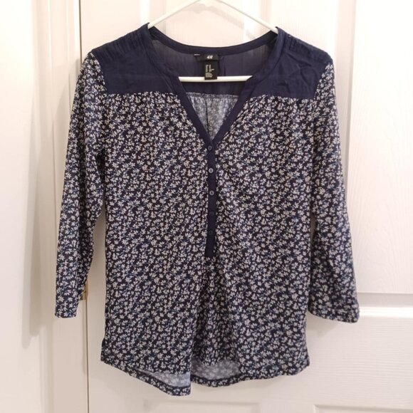 H&M Blue Floral Shirt - Picture 1 of 4